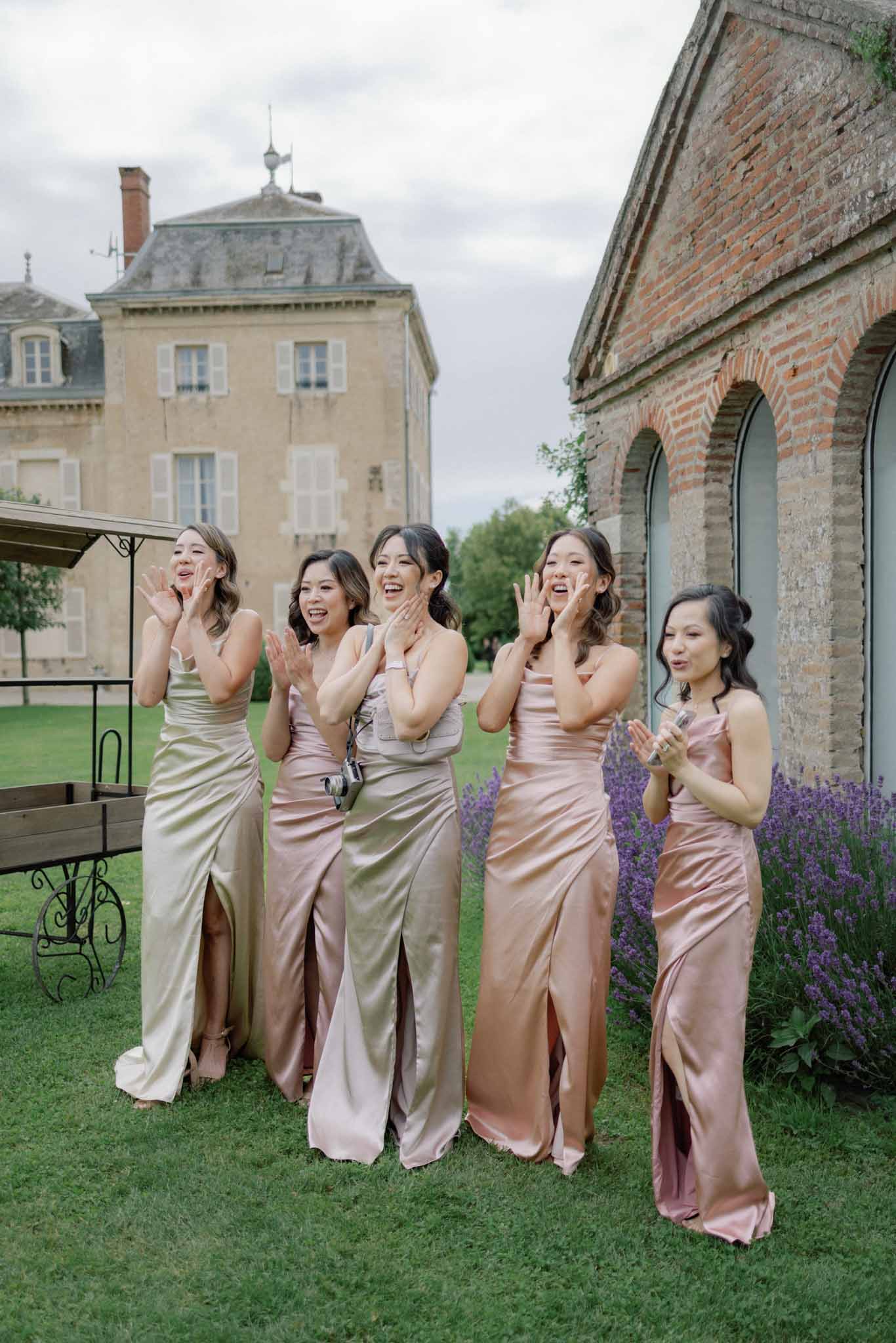 10 Bridesmaid Dress Inspiration for Your French Wedding