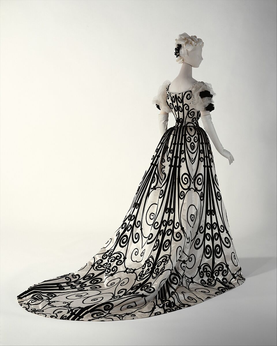House of Worth - Evening dress - French - The Metropolitan Museum ... [google]