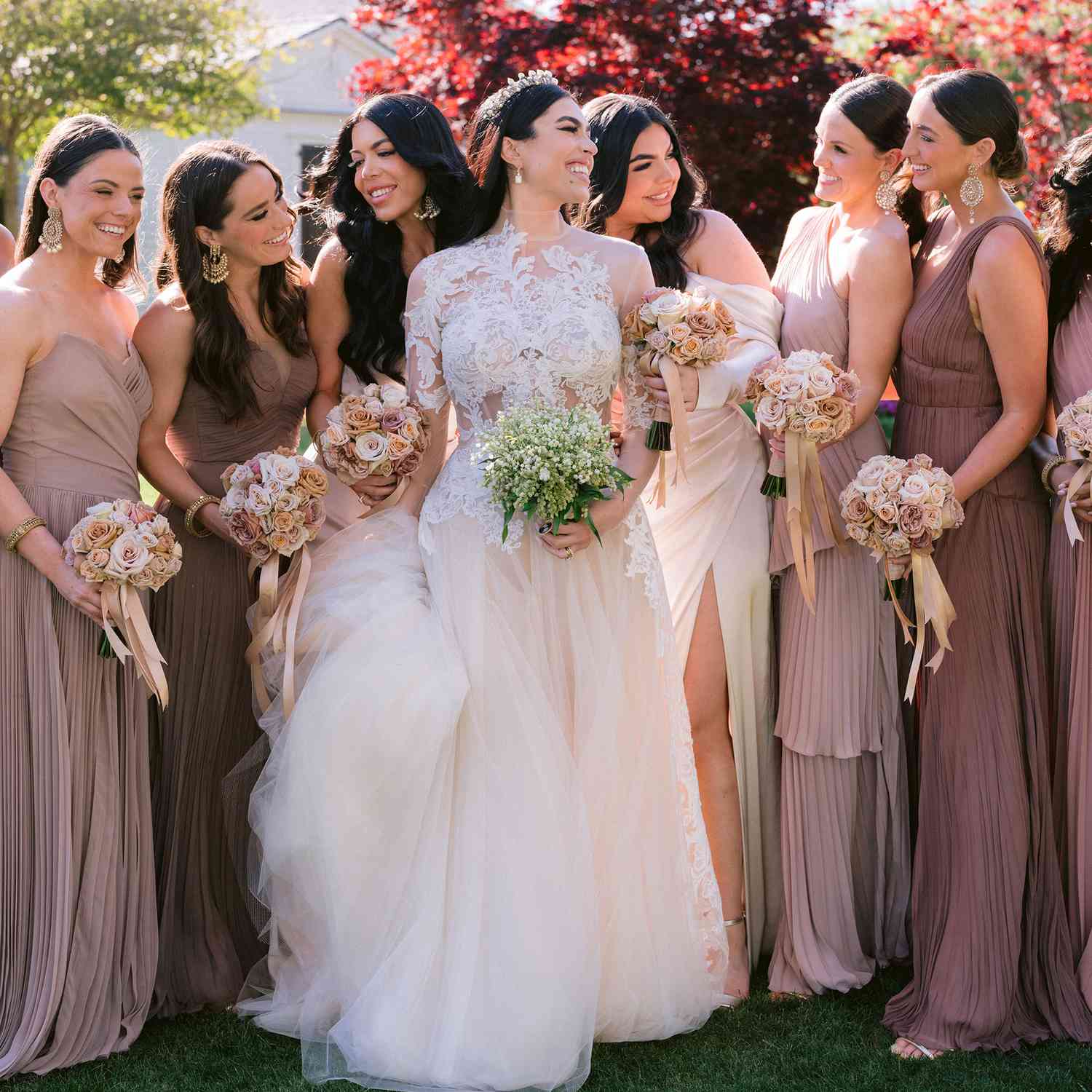 Mismatched Bridesmaid Dresses: How to Achieve a Cohesive Look 