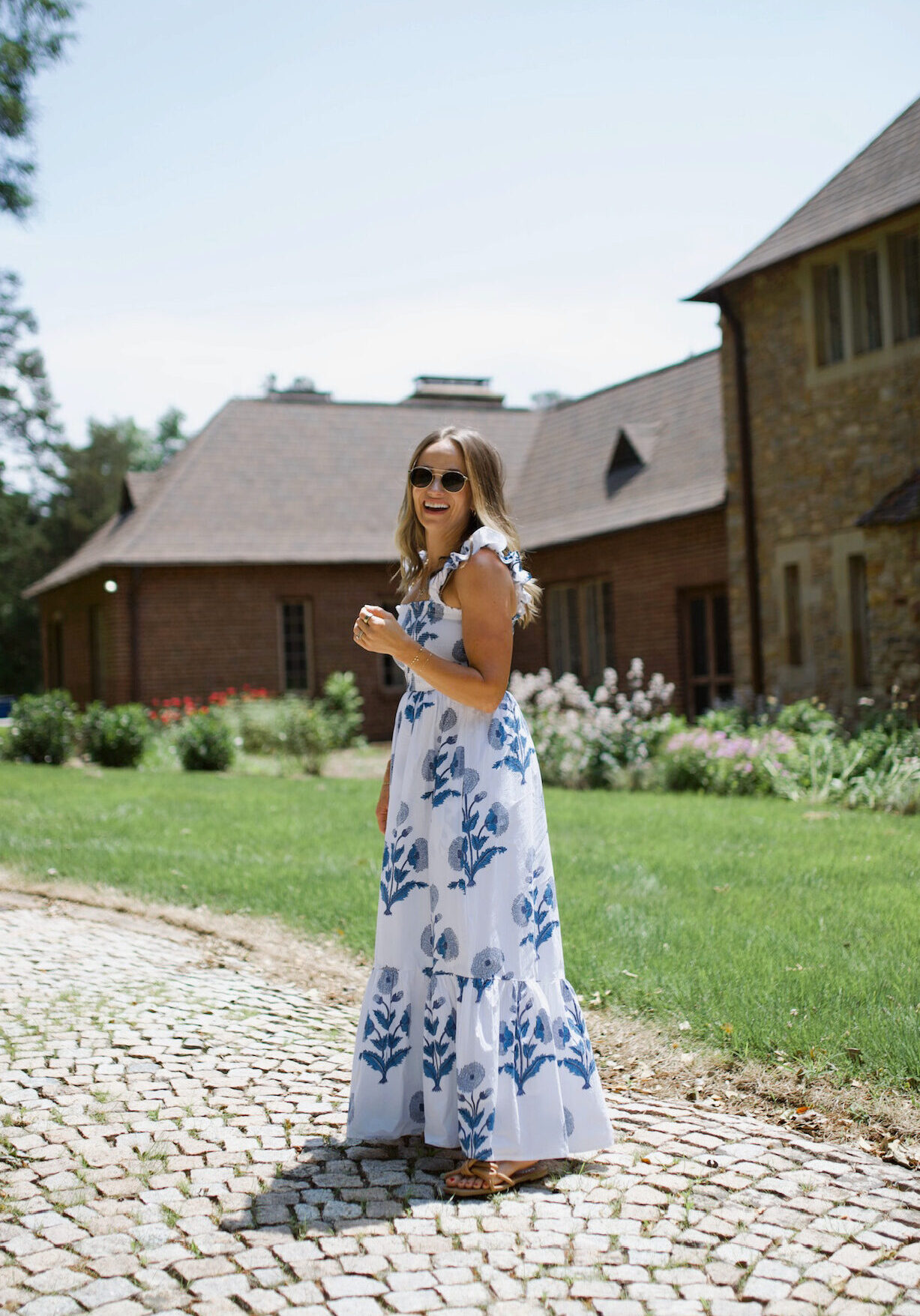 The 8 Best Shoes to Wear With a Maxi Dress